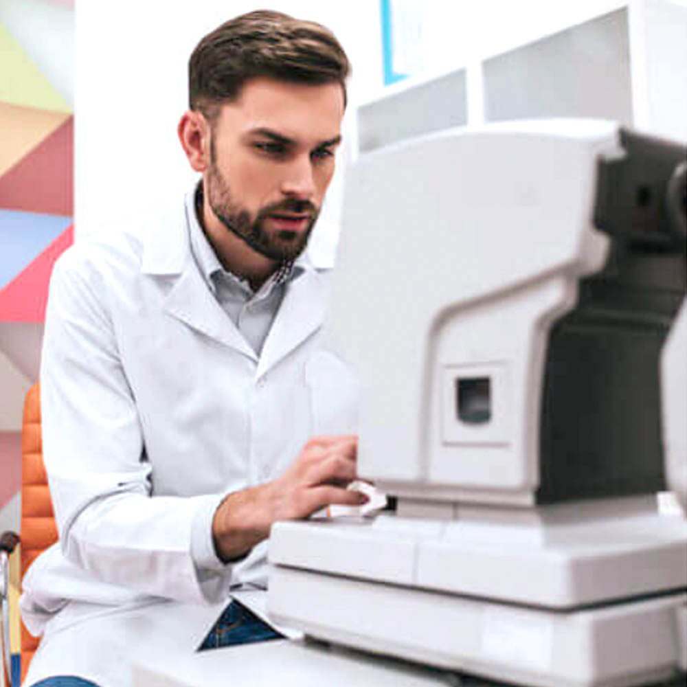 optometrist in Crystal Lake